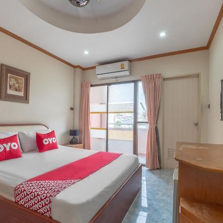 Oyo 1125 Chokdee Inn Pattaya Extérieur photo